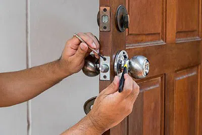 Metro Anaheim Locksmith Anaheim, CA 714-660-0020 Metro Anaheim Locksmith Anaheim, CA 714-660-0020 - 29-4